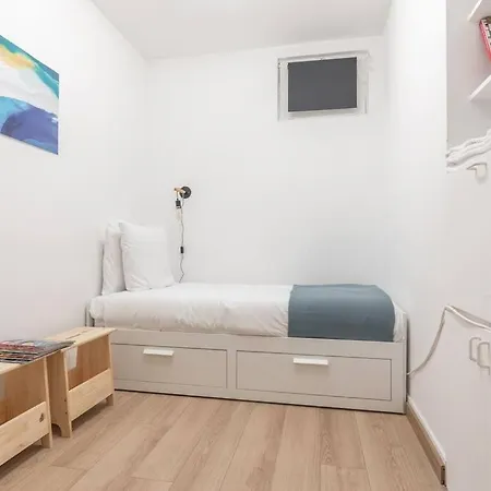 شقة Charming Two Bedroom Wagram 17th *